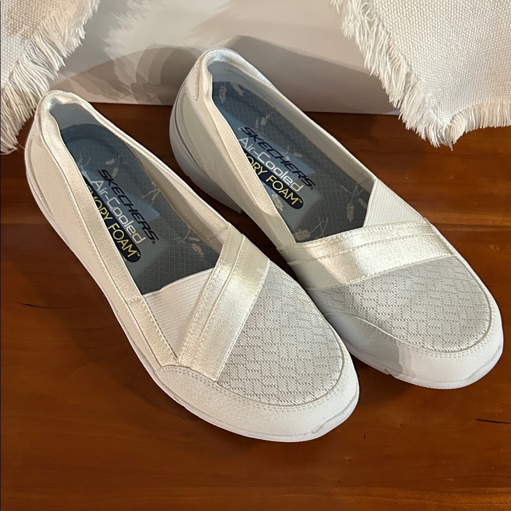 Skechers Women's  White Slip-On Flats